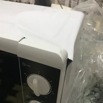 Kiwi Home A101 Ekstra - Kiwi Marka Mikrodalga Fırın Hasarlı Çıktı.