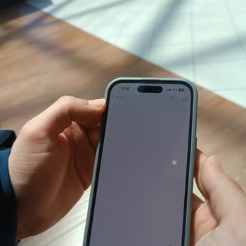 Apple Ekranda Gölgelenme Çizgiler