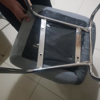 Yazgan Masa Sandalye Ürünü Eksik Ve Kırk Gelmiş İade Etmek İstiyorum Telefonlarım Bakmıyor