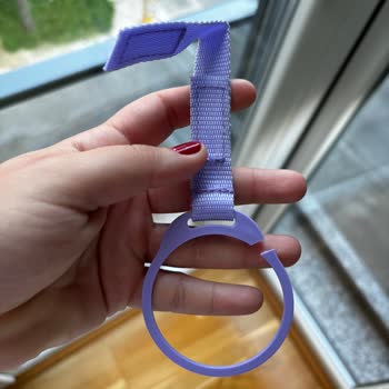 Skip Hop Tutma Aparatı Kırıldı