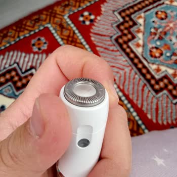 Braun Kişisel Bakım Ürünleri Paslanan Mini Tüy Alma Cihazı
