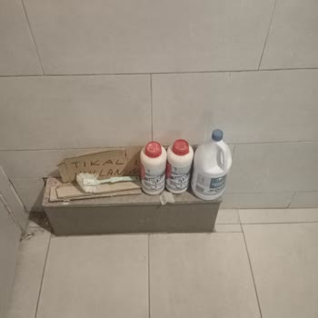 TÜVTÜRK WC Pislik Yuvası. Kim Denetliyor Burayı