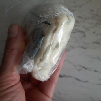 Getir Küflenmiş Peynir Satıyor