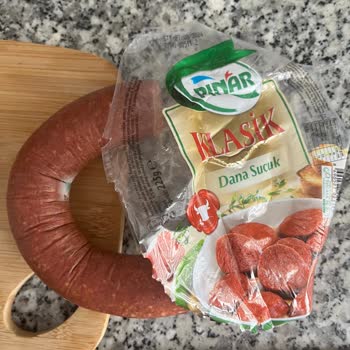 Sütaş Marketten Alınan Sucukta Küflenme Sorunu