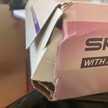 Skechers'ın Teslimat Özensizliği
