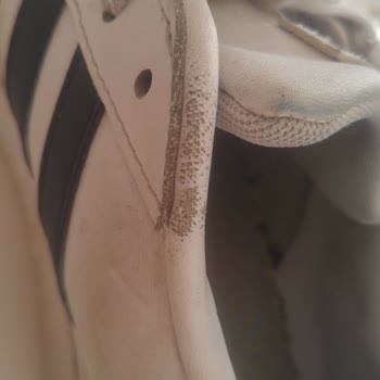 adidas Çöpe Atacak Paranız Varsa Doğru Yer In Street Mağazasıdır