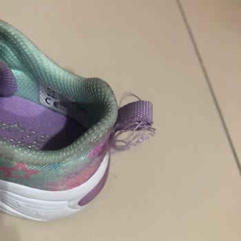 Skechers Üretim Hatalı Ürünü Kabul Etmiyor.
