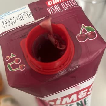 Dimes Meyve Suyu İçinden Çıkanlar İnanılmaz Ekte Mevcut Foto Ve Video