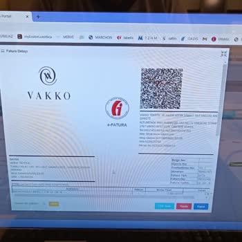 Vakko Parfüm Sahte Koku. Esansını Bozmuşlar.