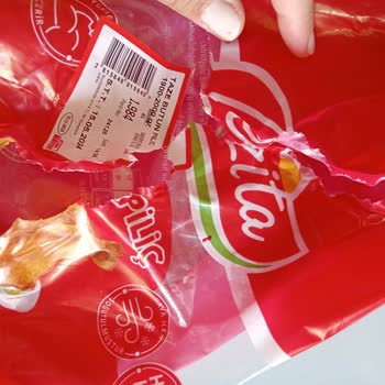 Lezita Tavuk İçinden Çıkan Pislik