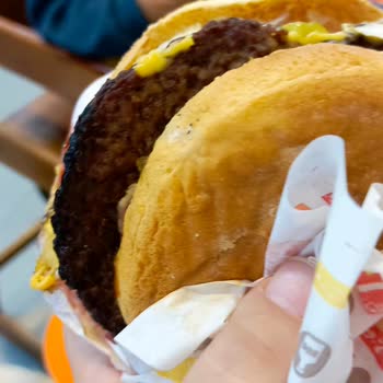 Burger King Hamile Müşteriye Yanmış Ürünler Ve Eksik Soslarla Hayal Kırıklığı