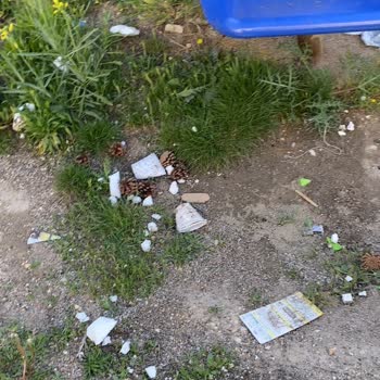 TOKİ Park Kırık Yıpranmış Ve Kötü Durumda