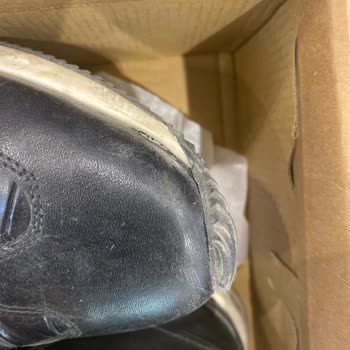 Elle Ayakkabı Kalitesiz Ayakkabı