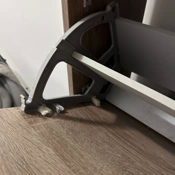 Adore Mobilya Flat Duo 4 Plastik Parça Problemi