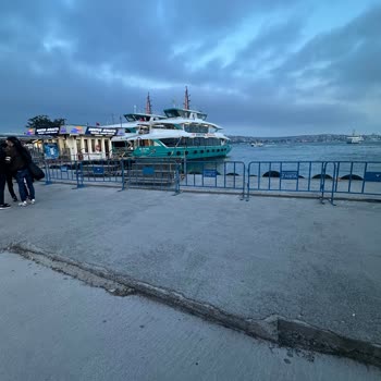 İBB - İstanbul Büyükşehir Belediyesi Beşiktaş İskelesi 1 Yıldır Kapalı