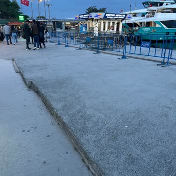İBB - İstanbul Büyükşehir Belediyesi Beşiktaş İskelesi 1 Yıldır Kapalı