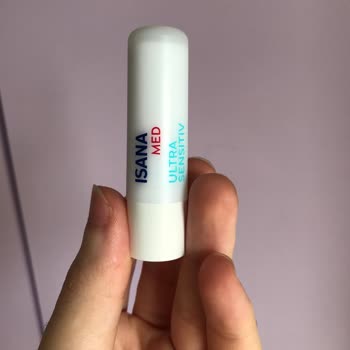Rossmann Isana Markalı Dudak Koruyucu Balm Deneyimim