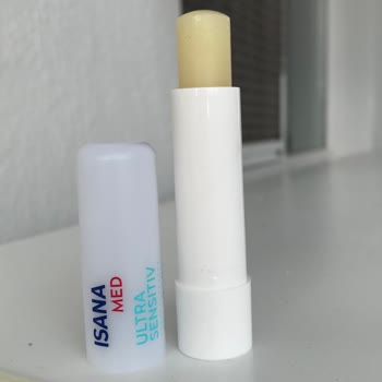 Rossmann Isana Markalı Dudak Koruyucu Balm Deneyimim