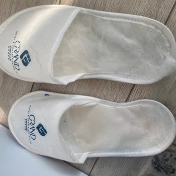 Grand Karaman Otel Konfor Söz Konusu Değil: Hizmet Ve Temizlik Sorunları