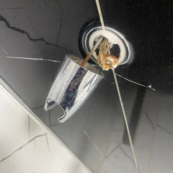 Grand Karaman Otel Konfor Söz Konusu Değil: Hizmet Ve Temizlik Sorunları