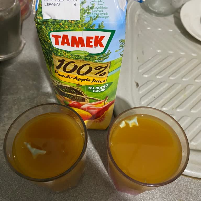 Tamek Marka Meyve Suyu İçinden Çıkanlar