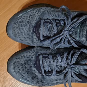 Skechers Sadece 7 Aylık Bir Ürün Sonra Yırtık