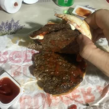 Burger King Bitmeyen Yemek Problemi