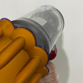 Dyson V12 Lastik Kopma