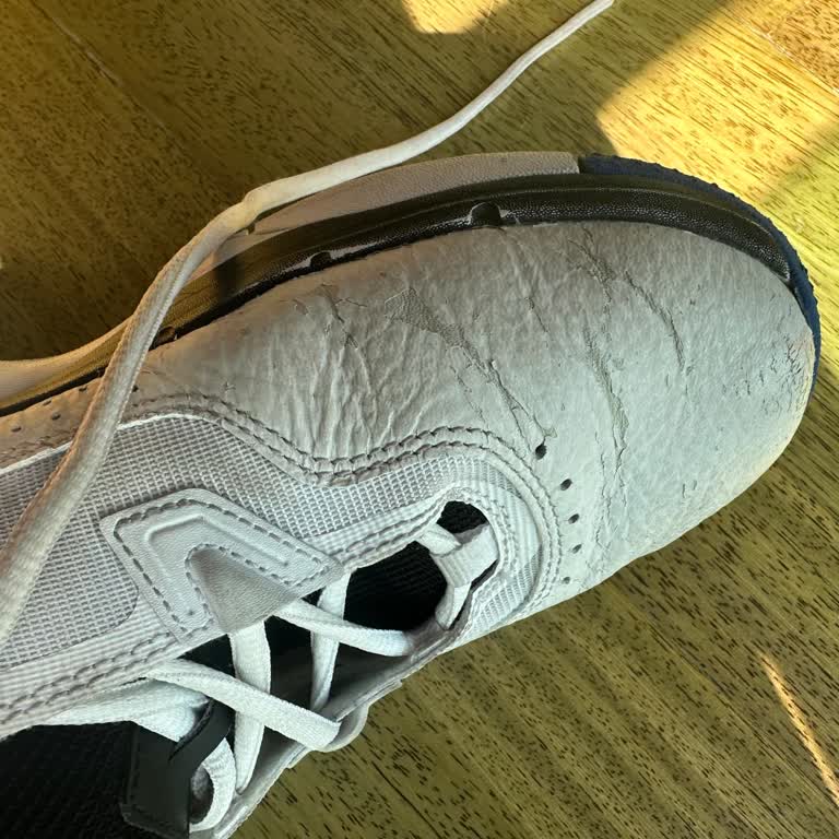 Sneaks Up Kusurlu Ayakkabı Değişimi Yapmıyor