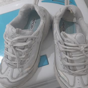 Skechers D'lites Spor Ayakkabısı Kısa Sürede Aşırı Deforme Oldu