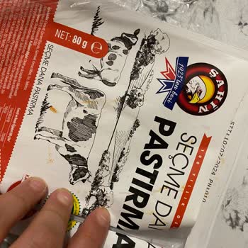 Şahin Sucukları Pastırma Arası Toz Şekerler