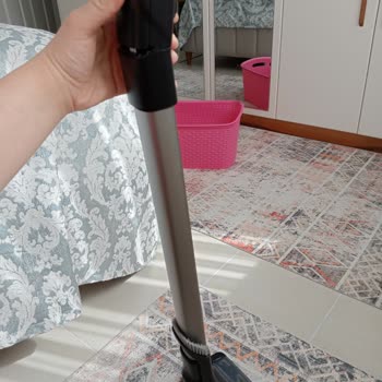 PHILIPS Ev Aletleri Philips Dikey Süpürge Parça Kırıldı