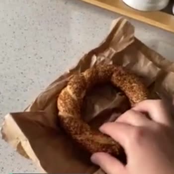 Yemeksepeti Market Taş Gibi Simit Getirdi!