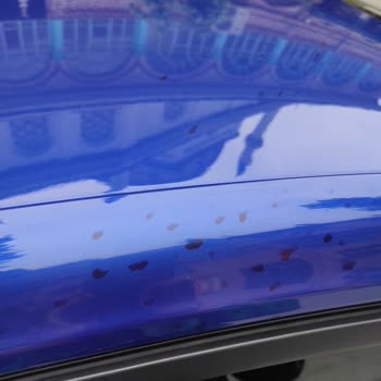 Sıfır Renault Boya Lekeleri