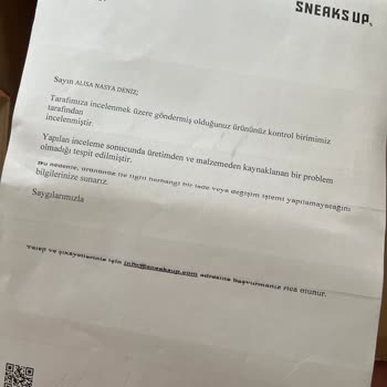 Sneaks Up Ürünün Ardında Durmuyor