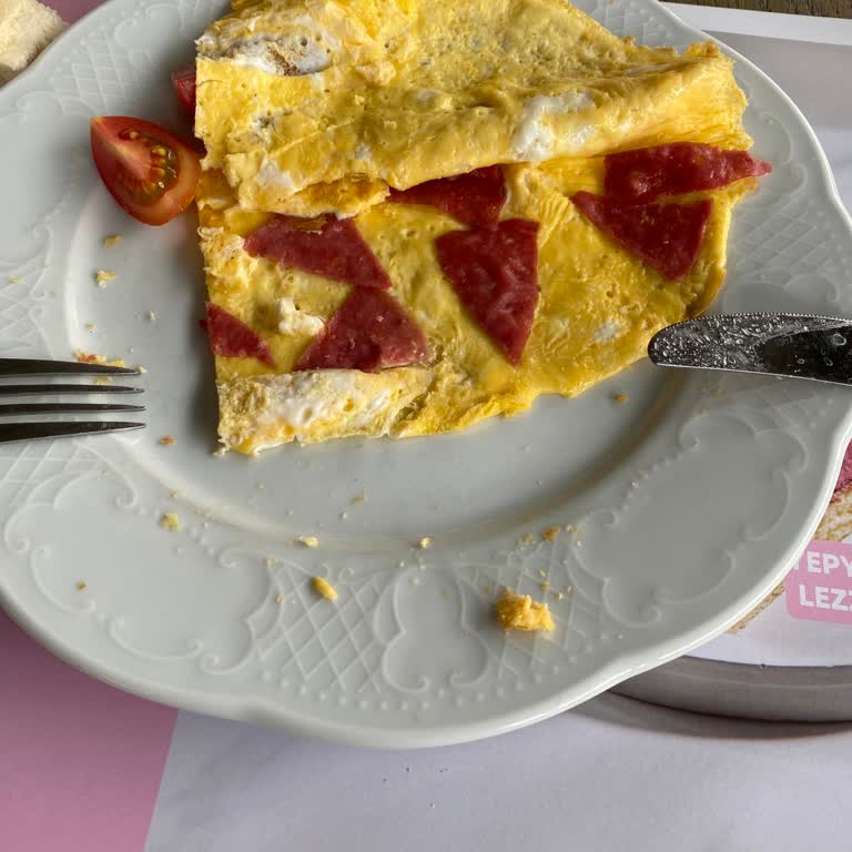Aydın Özsüt Mimarsinan'da Kurumuş Omlet!