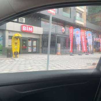 Burger King Niğde Şube Hem Saygısız Hem Kafalarına Göre Çalışma Saati Belirleniyor