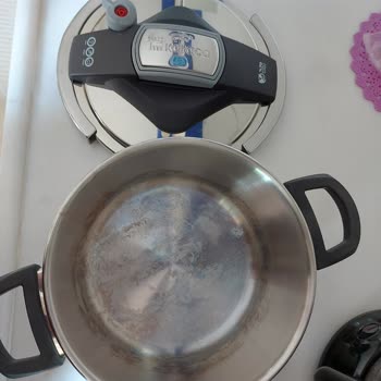 Karaca Züccaciye Karaca Düdüklü Tencere Renk Değişimi Ve Parlaklık Sorunu