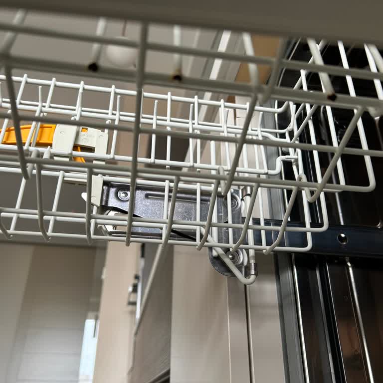 Miele Bulaşık Makinesi Sepetinin Paslanması