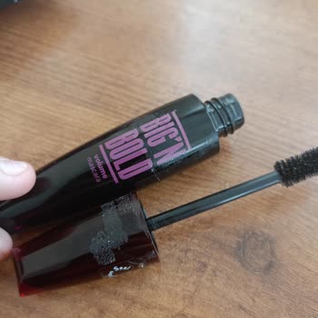 Flormar'ın Kuru Rimeli Big'N Bold