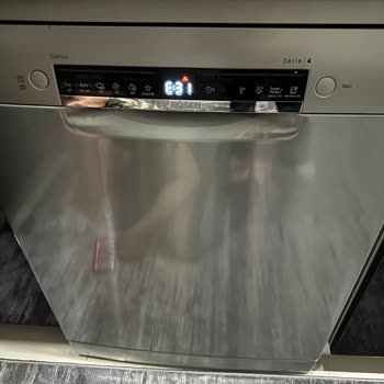 Bosch Servisten Beri Gelmeyen Yeni Makinemi Değiştirmiyor