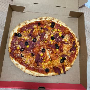 Yemeksepeti Sbarro Çiğ Pişmemiş Ürün Yolladı Asla Yardımcı Olmadı