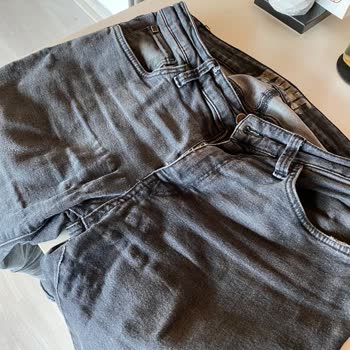 Mavi Satın Alınan Pantolonların Kısa Sürede Deforme Olması