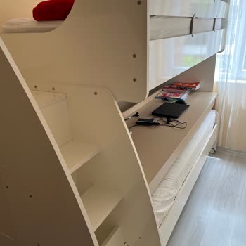 Caploonba Bebe Çocuğumun Güvenliği Tehlikede: Ranza Kabusu