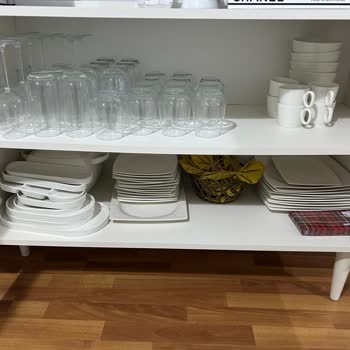 Vivense Konsol Ve Yatak Odası Kullanılamaz Hale Geldi