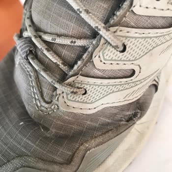 Ткань кроссовок Asics Gel-Trabuco Terra Sps порвалась через несколько месяцев