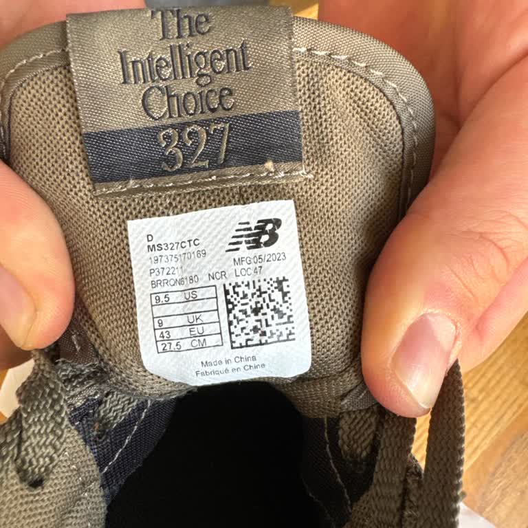 New Balance 327 Dark Camo