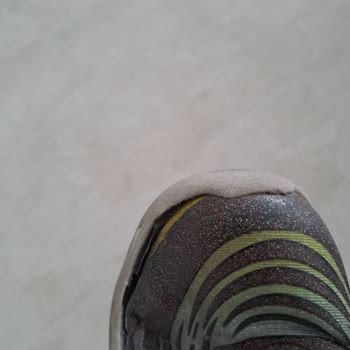 Skechers Sneakers Ayakkabı Açılma Problemi