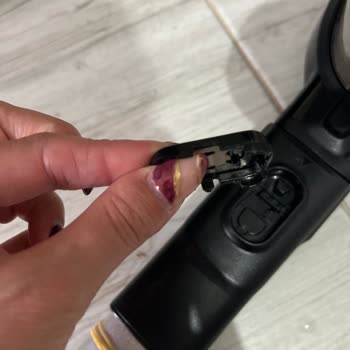 PHILIPS Ev Aletleri Philips Dikey Süpürge Tuş Bozuldu
