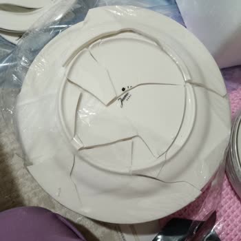 Karaca Züccaciye Kırık Parçanın Gönderimini Yapmıyor